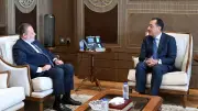 رئيس الوزراء يتابع مع محافظ البنك المركزي تنسيق السياسات المالية والنقدية