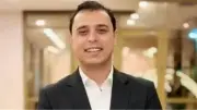 النيابة تعاين موقع حادث دهس الممثل كريم محمد وتطلب تحريات المباحث
