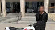 ضبط مرتكبي سرقة دراجة نارية وتعدٍ وتحطيم سيارات في بني سويف والغربية