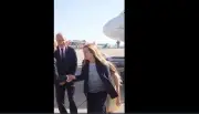 خجل ابنة مليوني يخطف الأضواء خلال مشاركتها في قمة السبع