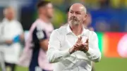 ستيف كلارك يودع منتخب أسكتلندا بعد الخروج من كأس العالم