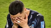 بطاقة حمراء غريبة في كأس العالم بسبب تعديلات فيفا الجديدة