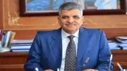 رئيس قناة السويس: أزمة باب المندب رفعت تكاليف التأمين البحري 70%