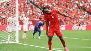 سويسرا تهزم كندا 2-1 وتتصدر المجموعة الثانية بمونديال 2026