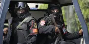 ضبط شخصين سرقا غطاء صرف صحي بأسيوط