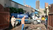 كسر ماسورة مياه بالمحلة الكبرى بسبب أعمال مقاول برج سكني