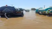 كسر في خط مياه بطريق بلبيس العاشر وفريق فني يباشر الإصلاح
