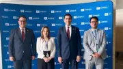 ياسر إدريس يهنئ جوهر نبيل بانتخابه رئيساً للجنة الدولية للتربية البدنية باليونسكو