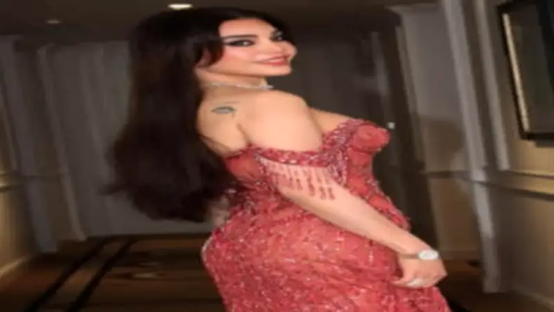 هيفاء وهبي تثير الجدل بفستان الزفاف الأبيض.. هل تستعد للزواج؟