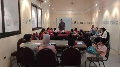 قصر ثقافة أبو تيج ينظم محاضرة عن أجيال الحاسوب