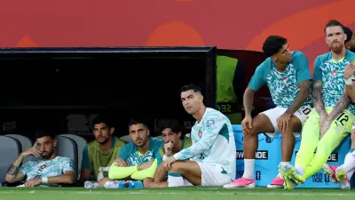هل سرق كريستيانو وميسي ويامال جهود زملائهم؟ كواليس مظلومة وراء تتويج النجوم