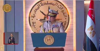 الرئيس السيسي: حدود مصر خط أحمر ونؤمن السلام العادل
