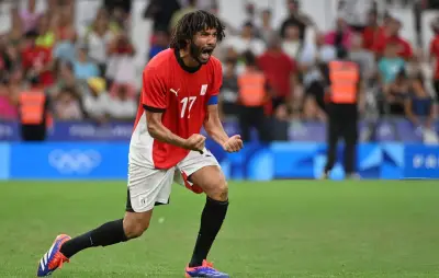 النني يهنئ محمد صلاح بعد تأهل مصر لدور الـ16 بكأس العالم