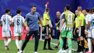 فيفا يمنع الحكام الإنجليز من إدارة مباريات الأرجنتين في كأس العالم 2026