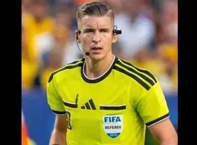 موجة غضب عالمية على حكم مباراة مصر والأرجنتين وقرارات VAR تثير الجدل