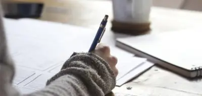 مشروبات صحية قبل الامتحان لتعزيز التركيز وتقليل التوتر
