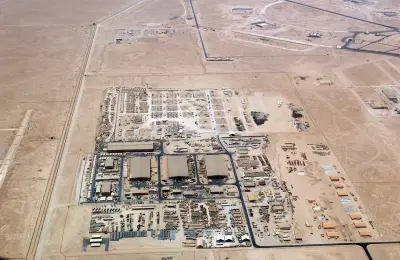 الحرس الثوري الإيراني يعلن استهداف قاعدة العُديد في قطر