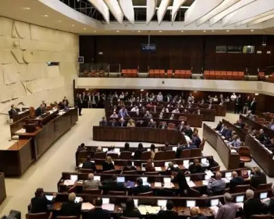 الكنيست يصادق بالقراءة التمهيدية على مشروع قانون يمهّد لحظر الأونروا