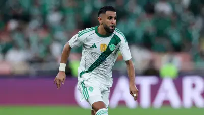ملف محرز يشعل خلافًا داخل الأهلي بعد تفعيل فسخ العقد