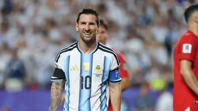نصف نهائي كأس العالم 2026: ميسي يواجه إنجلترا للمرة الأولى مع الأرجنتين