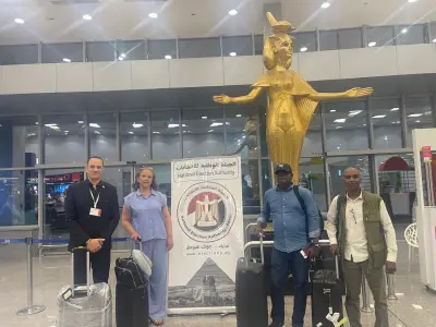 الهيئة الوطنية تستقبل وفود المنتدى القاري لهيئات إدارة الانتخابات بمطار شرم الشيخ