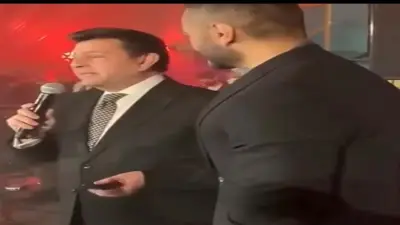 تامر حسني ينشر فيديو نادر مع هاني شاكر ويصفه بأجمل إشادة في حياته