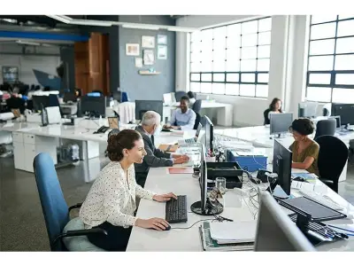 ساقية العمل تستنزف طاقتك؟ خطوات عملية لاستعادة وقتك وراحتك النفسية