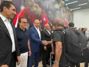 3 وزراء يستقبلون بعثة المنتخب الأول لكرة القدم بمطار العلمين