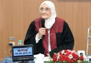 باحثة 83 عامًا تناقش رسالة دكتوراه بآداب المنصورة.. الشيخوخة النشطة