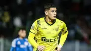 حقيقة حسم الأهلي صفقة سفيان بن جديدة ومطالب اللاعب المالية