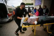 مصابون جراء غارة من مسيرة إسرائيلية داخل مستشفى كمال عدوان