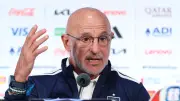 دي لا فوينتي يرفع القبعة لرونالدو قبل مواجهة البرتغال في كأس العالم