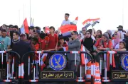 العلمين تتزين لاستقبال الأبطال: حشود جماهيرية في انتظار الفراعنة (فيديو)