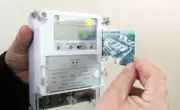 وزير الكهرباء: إعادة العدادات الكودية لنظام الشرائح لكل من تصالح أو أوفق أوضاعه