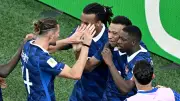 فرنسا تنجو من فخ باراجواي وتصطدم بثأر المغرب في ربع النهائي