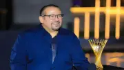هشام عباس يبهر جمهوره بأجمل أغنياته في حفل كامل العدد بمارينا