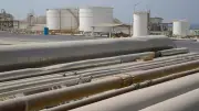 تحديات النفط الإيراني تتجاوز العقوبات: اعتماد على الصين وتراجع الطلب