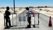 مرسى مطروح تغلق مداخل شواطئ البحر المفتوح وتحذر المصطافين من السباحة
