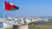 الأمن البحري العماني ينقذ طاقم السفينة جالاكسي بعد استهدافها قبالة مسندم